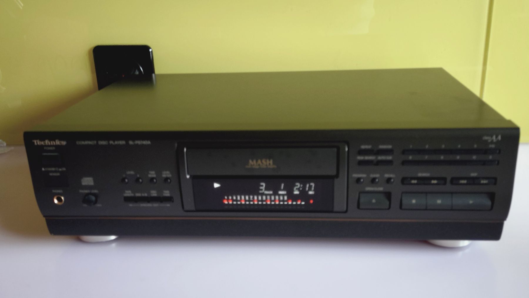 CD: Technics SL-PS740A CD Player - Top Zustand – Usato da Gockhausen venduto da Rocko64