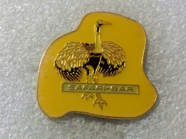 Ansteckpin 126: Safari Bar