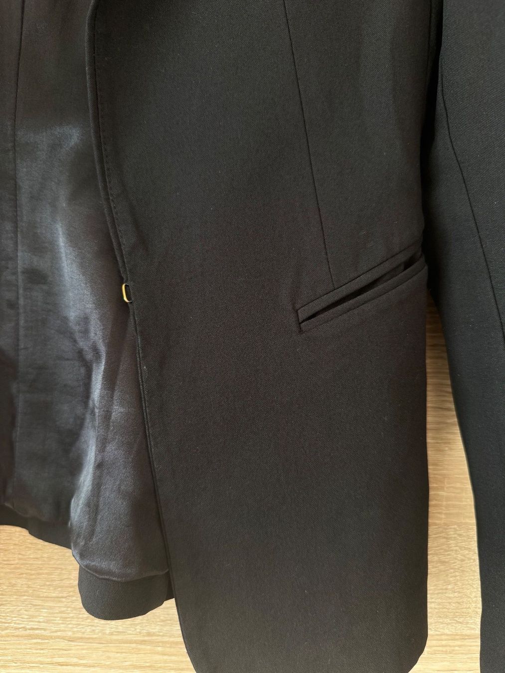 H&M Giacche: Veste de costard noire 36 – Usato da Montreux venduto da iizaa811 1