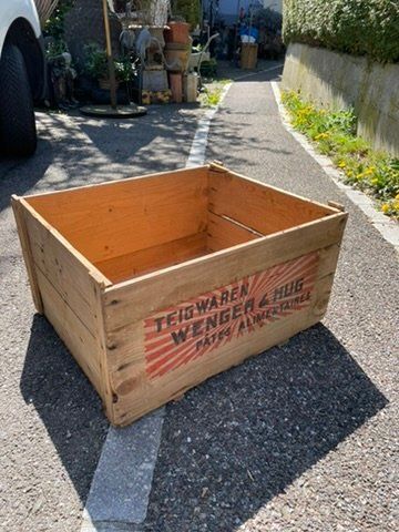 Caisses de transport: Grosse Holzkiste – D'occasion à Forch par ESELSTEIN 4