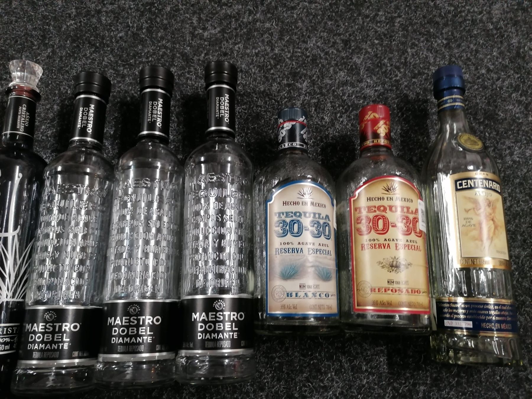 Altro: Tequila Flaschen – Usato da Geroldswil venduto da Dirici 2