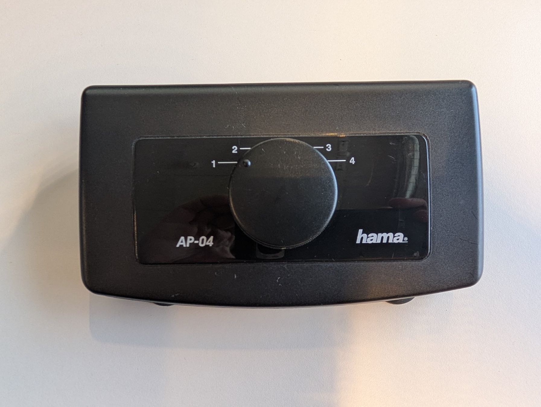 Cinch / RCA Umschalter Hama AP-04 - 4 Eingänge (Stereo) (Gebraucht) in ...