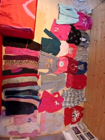 Mädchen Kleiderpaket Gr. 122