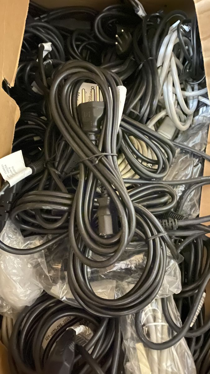 Cavi: Netz-/Stromkabel – Nuovo (secondo la descrizione) da Zürich venduto da Titano1 6