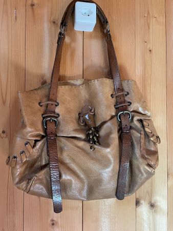 Ledertasche im Western-Stil