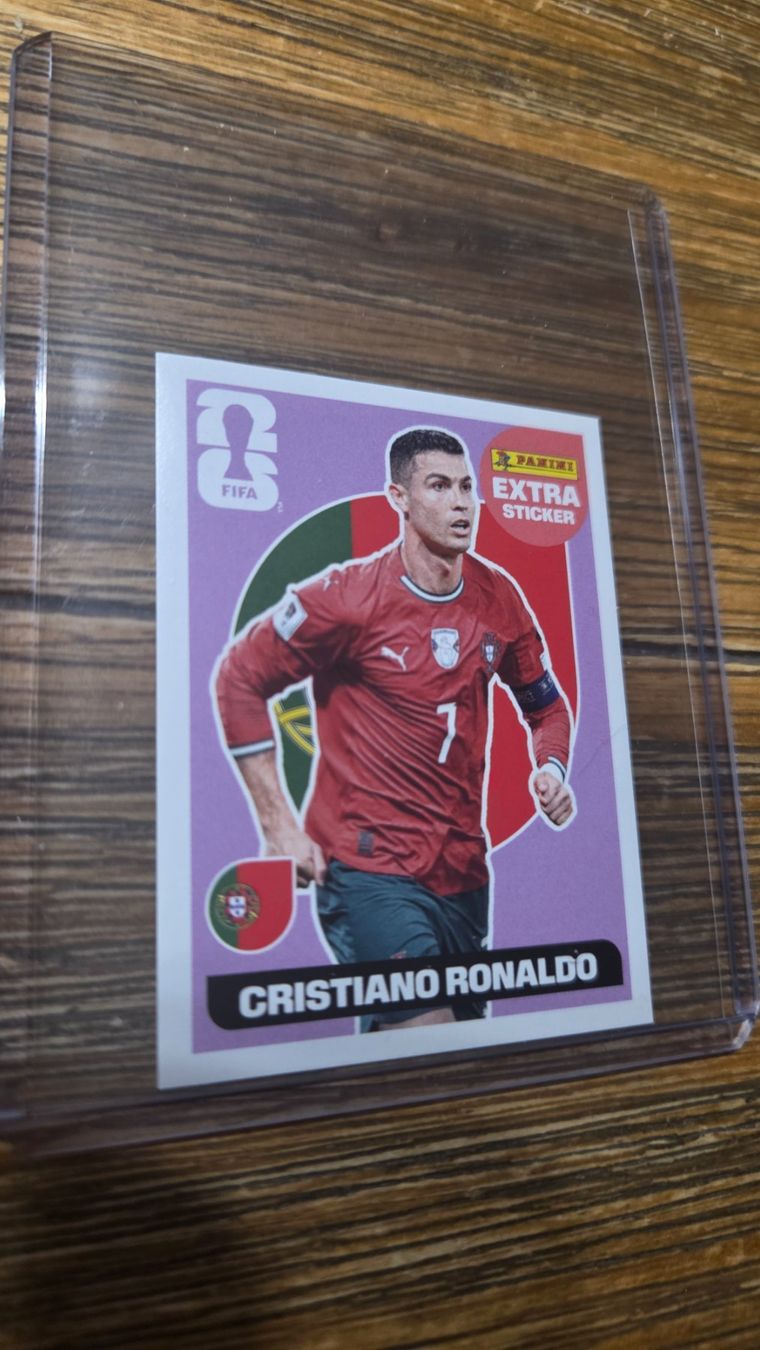 Panini Sammelbilder & Trading cards: Panini Ronaldo Extra Sticker Lila PERFEKT ab – Neu und originalverpackt aus Erlinsbach von realcollector