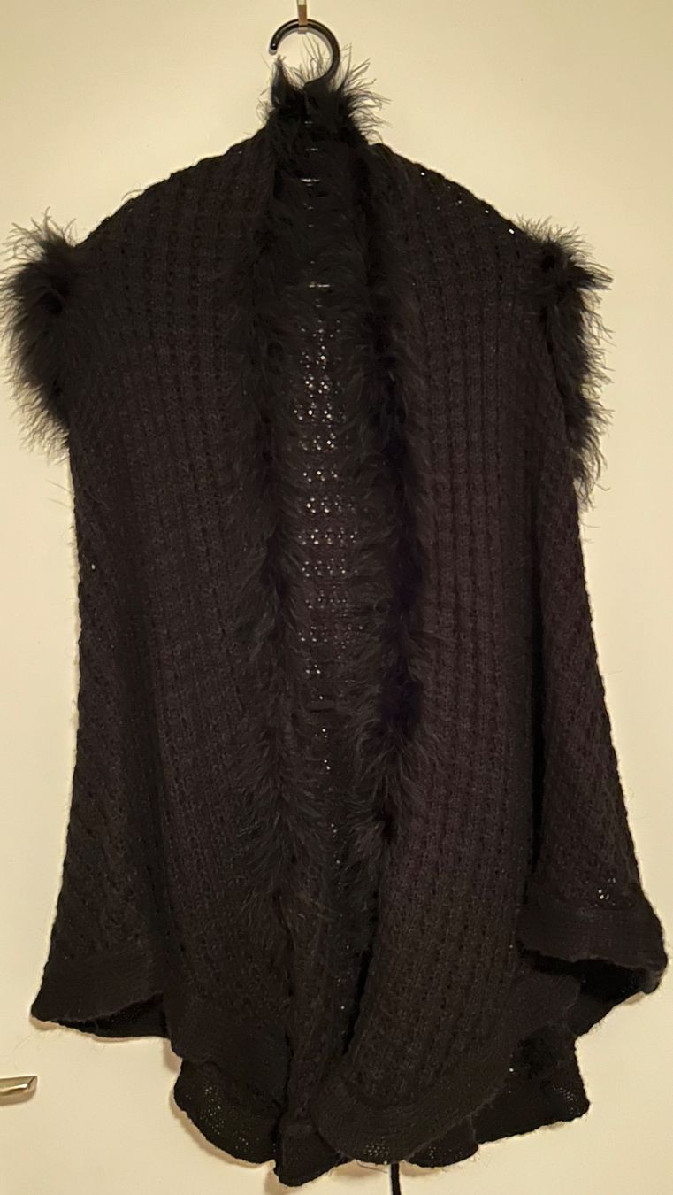 Gilet & Giacche senza maniche: ***raffiniertes Gilet mit Flausch***Gr.L – Usato da Winterthur venduto da stella67 1