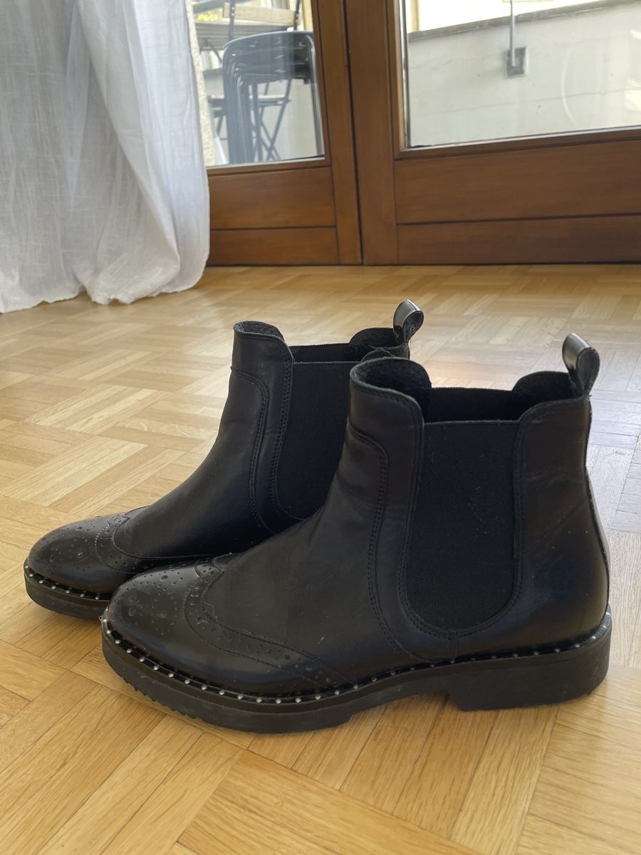Globus Damenschuhe: Globus Stiefeletten – Gebraucht aus Zürich von Oliviakeller 1