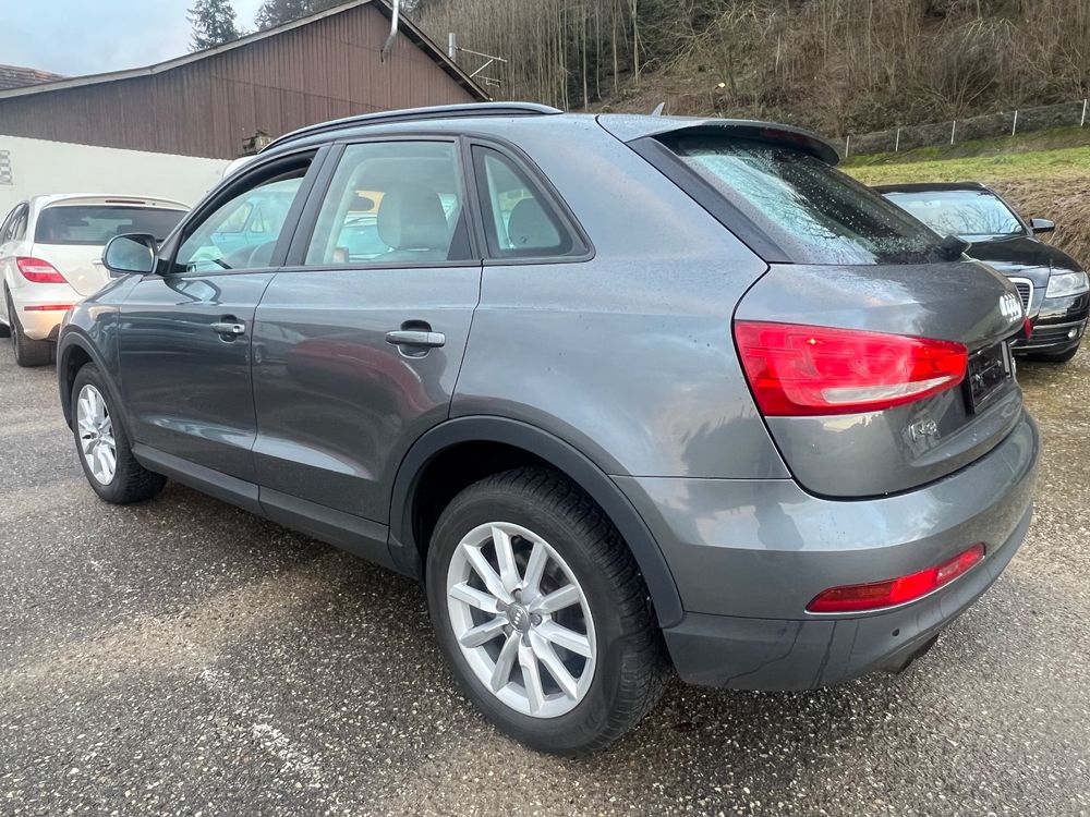 Seltener Fund! Perfekter Audi Q3 Sportback (Schaltgetriebe, Weiß, Frontantrieb) – Zum Kauf Bereit! - ms4f349