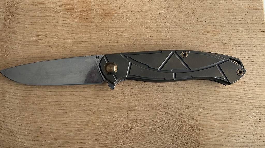 Coltelli tascabile: Cheburkov Scout, Damast in Bronze – Usato da Oberhelfenschwil venduto da Erselbst