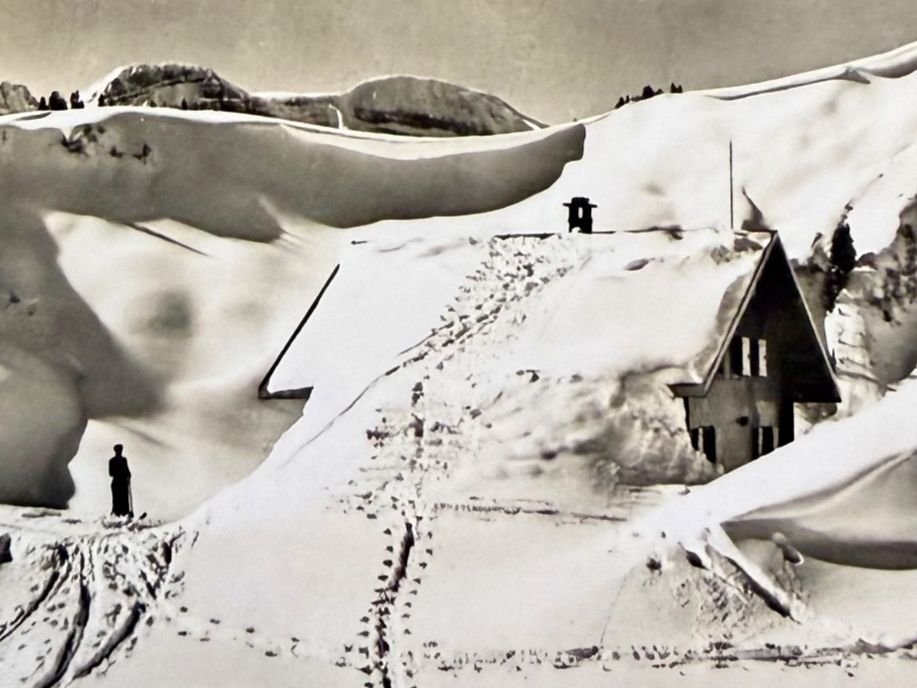 Cartoline postali: Chmpéry - Cabane de Planachaux 1967 – Usato da Lutry venduto da Ediego 2