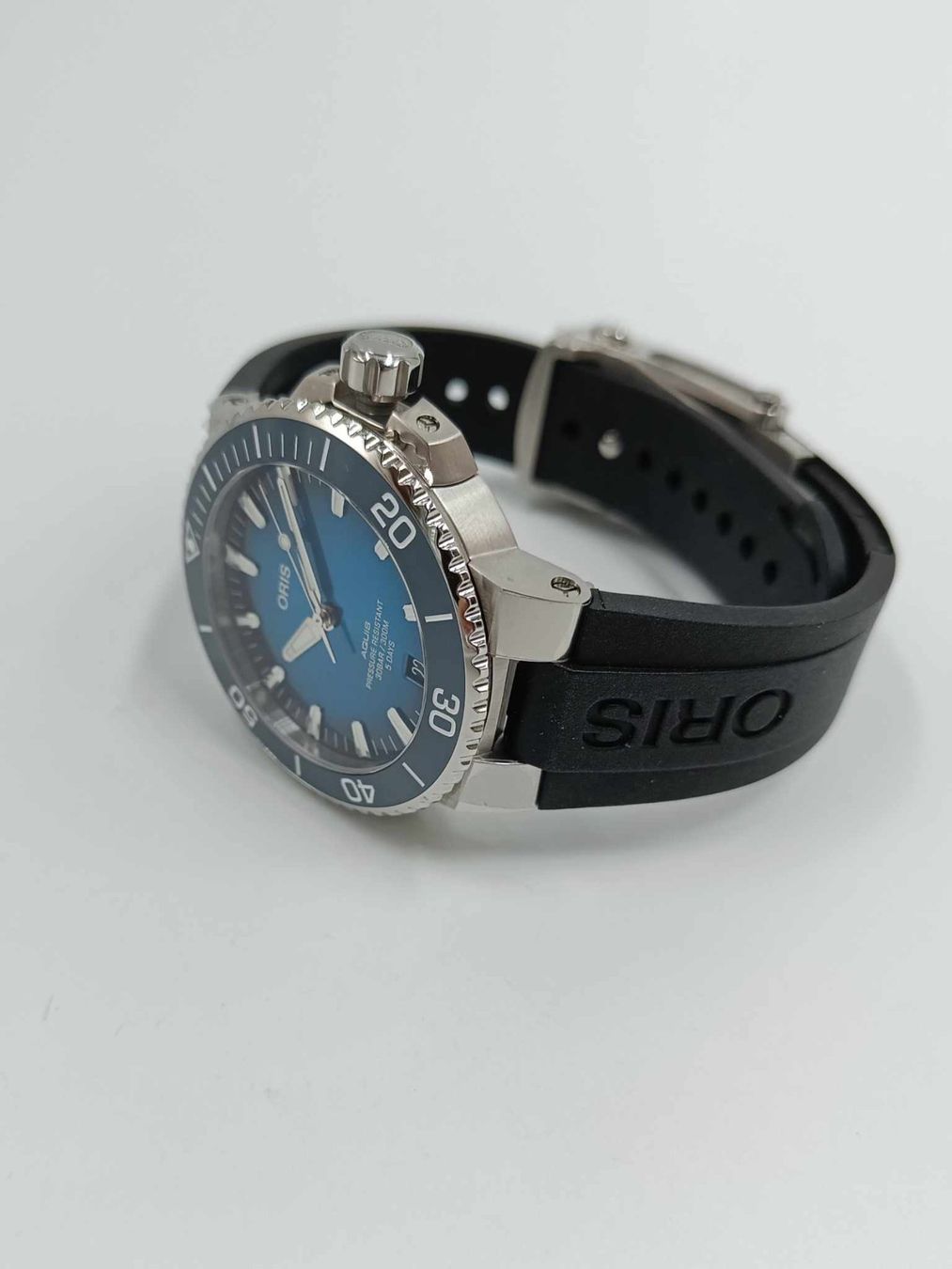 Oris Orologi: ORIS "AQUIS DATE CALIBRE 400" MIT BLAUEM ZIFFERBLATT – Nuovo (secondo la descrizione) da Luzern venduto da EdiGem 5