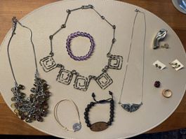 Jewellery set 12 pieces earrings necklace bracelet ring pin