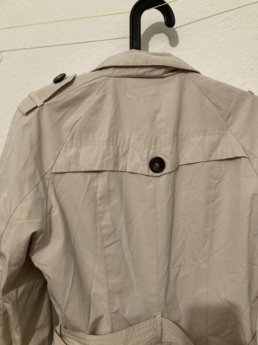 Only Cappotti: Trench Coat ONLY Doll Model Beige Size Large  – Usato da Zürich venduto da sele_x 2