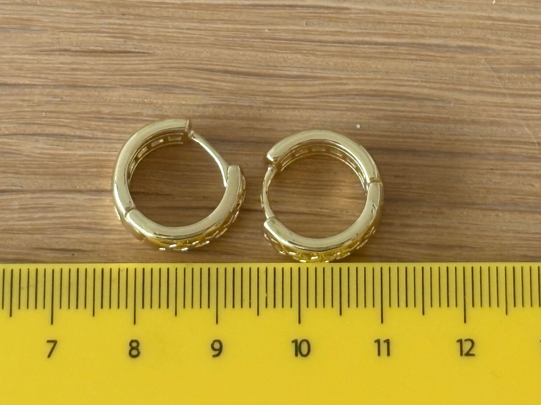 Orecchini pendenti & Orecchini a lobo: Luxus Elegante Creolen  Ohrstecker Farbe Gold – Nuovo (secondo la descrizione) da Biel-Bienne venduto da Roserosse13 1