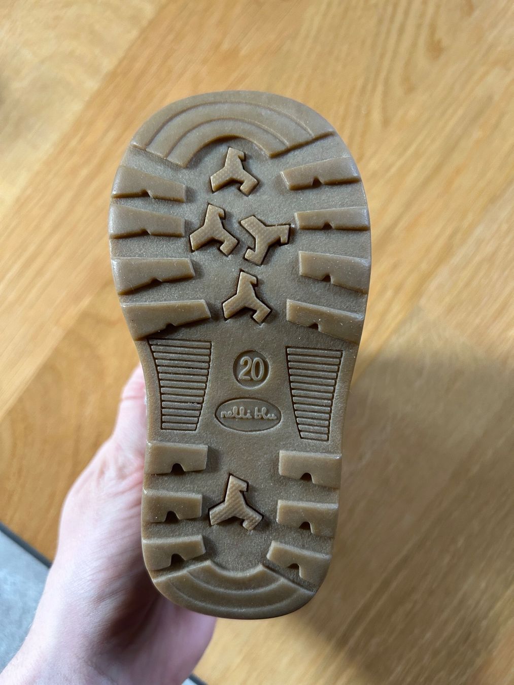 Schuhe für Mädchen: Schuh – Gebraucht aus Wengen von AnisWoe95 3