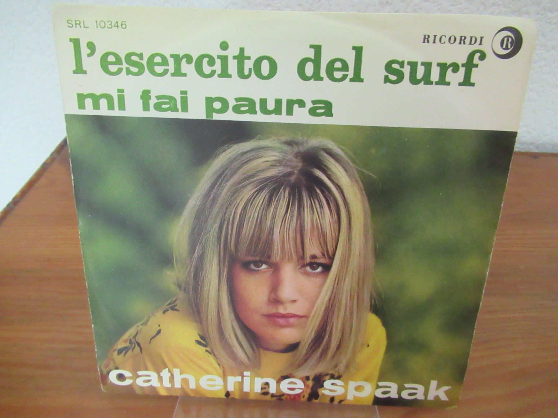 Dischi in vinile: CATHERINE SPAAK - L'ESERCITO DEL SURF – Usato da Grône venduto da Mire01