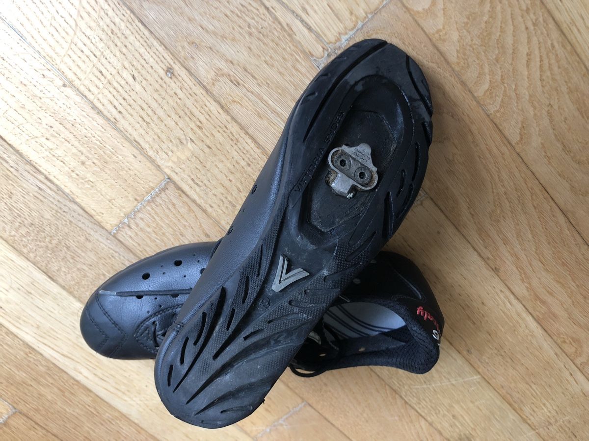 Chaussures hommes: Fahrradschuhe – D'occasion à Luzern par hallodani 1