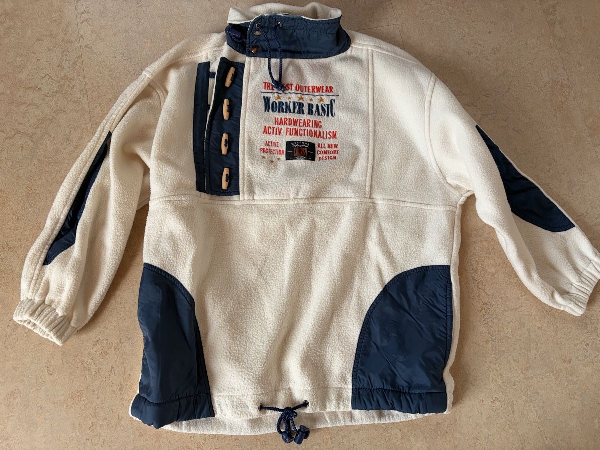 Pullover & Sweatshirts: Pull polaire 164 – Gebraucht aus Courcelon von odi_9mjv