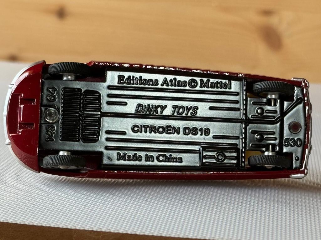 Dinky Toys Modellautos: Citroën DS 19 – Gebraucht aus Yvorne von Donom 8