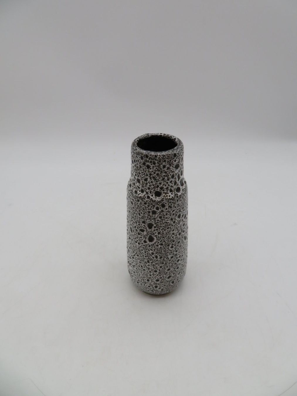 Vasi & Recipienti: Scheurich Keramik-Vase im Fat Lava Style – Usato da Reinach BL venduto da WBZ-Flohmarkt 1