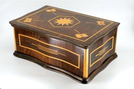 B0357 Wellen-Schatulle mit Stern- und Fadenintarsien ~1940