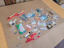 Posten neuer Profi Ersatzteile und Verbrauchsmaterial ab 1.-