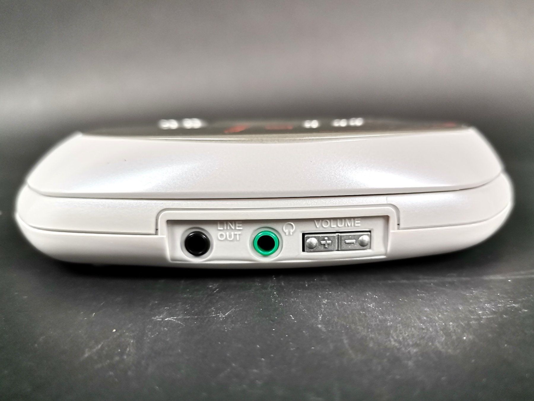 Durabase Tragbarer Mediaplayer: DURABASE Portabler CD-Player – Gebraucht aus Schaffhausen von Restwert_SH 3