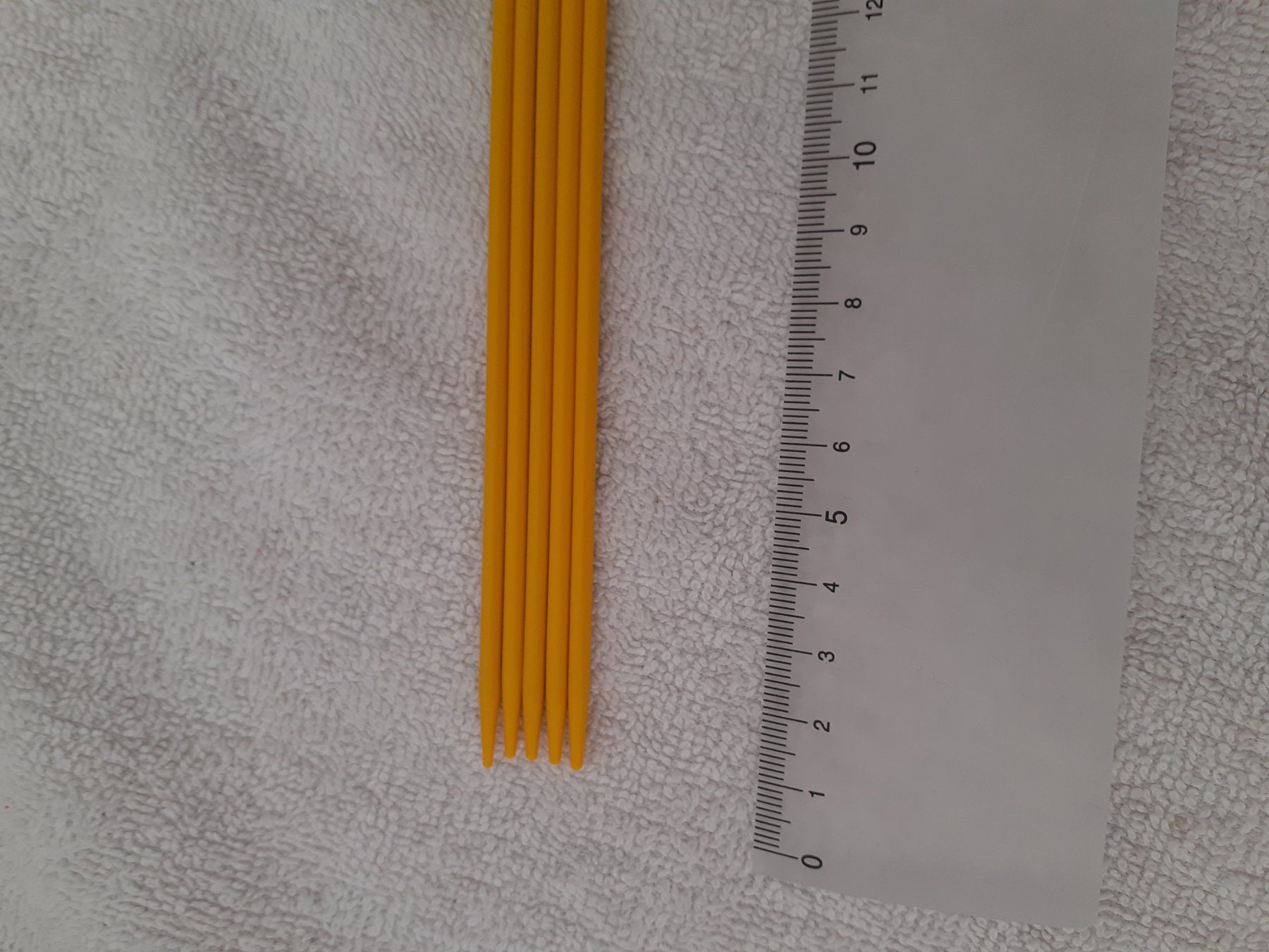 Ferri: 5 Stricknadel 20 cm – Usato da Yverdon venduto da DerStorchUndDieBiene 1