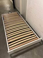 Bett mit Rost 90 x 200 weiss