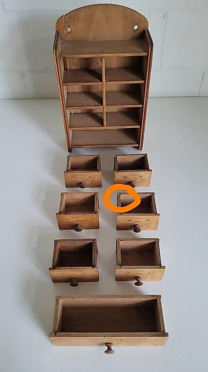 Commodes: Holz Kommode mini mit 7 Schubladen antik – D'occasion à Zofingen par Loop_ReSale 4