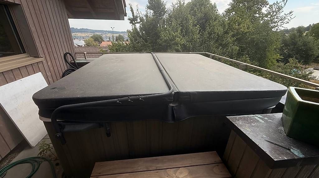 Whirlpool: Jacuzzi Alp Spa Summit XLS – Usato da Leutwil venduto da Carona2002 1
