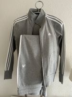 Adidas Trainingsanzug grau Groesse M neuwertig