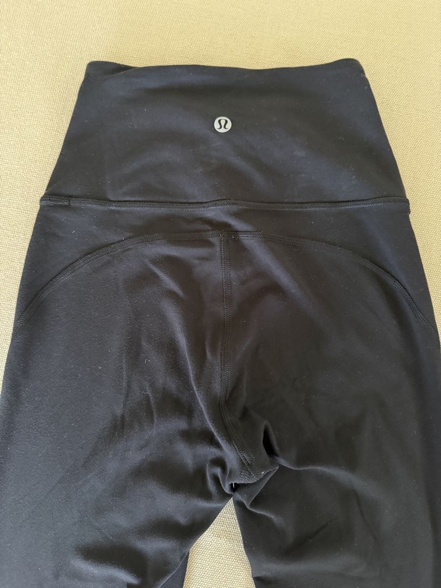 Lululemon Leggings: Lululemon Flare Leggings Size 0, Black – D'occasion à Zollikon par dea_ct8v 3