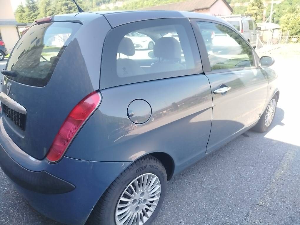 Automobili: Lancia y – Usato da Paradiso venduto da sal_j7qr 2