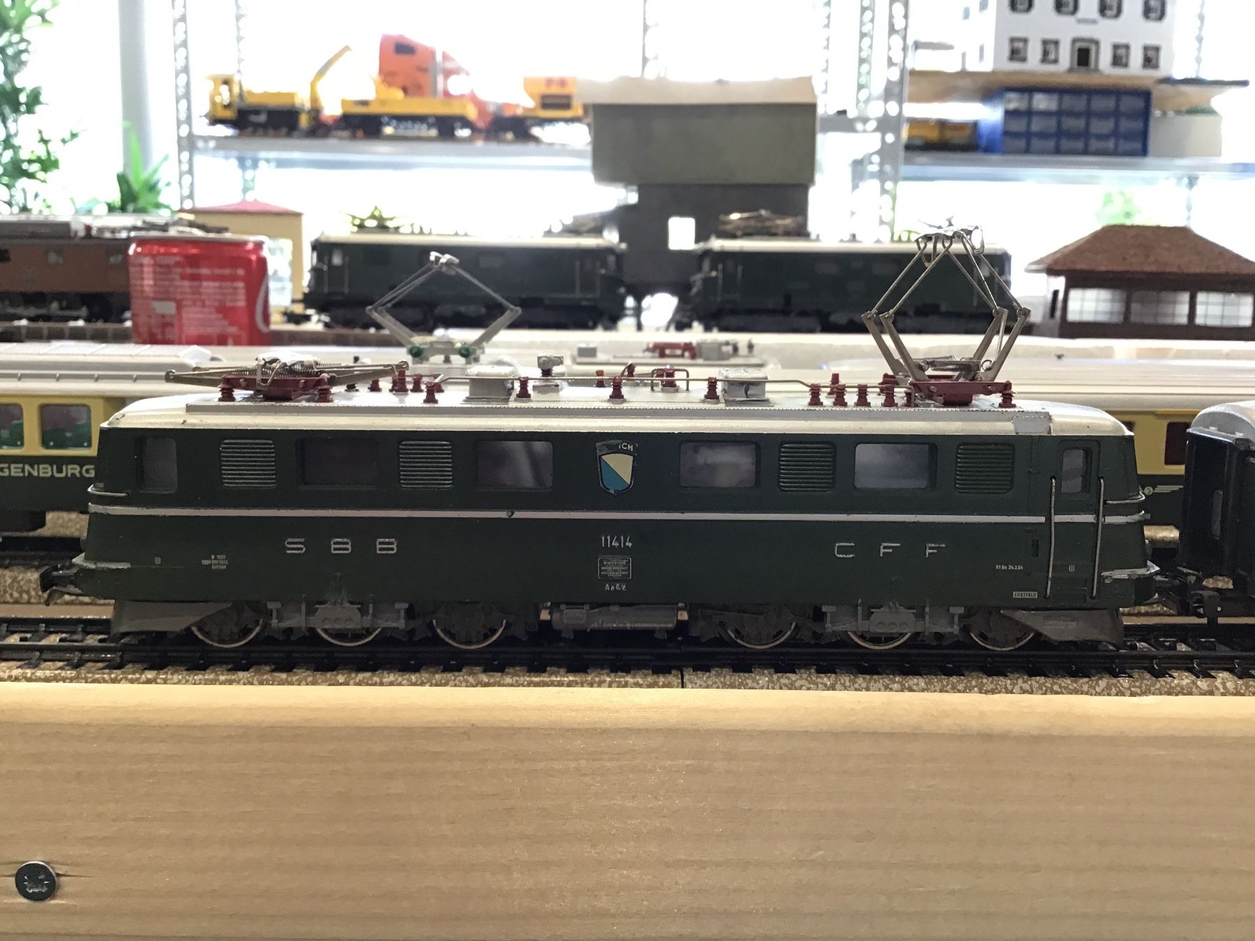 Märklin Modelleisenbahnen: SBB Ae 6/6 ZÜRICH MÄRKLIN – Gebraucht aus Männedorf von Spezial-Modelle