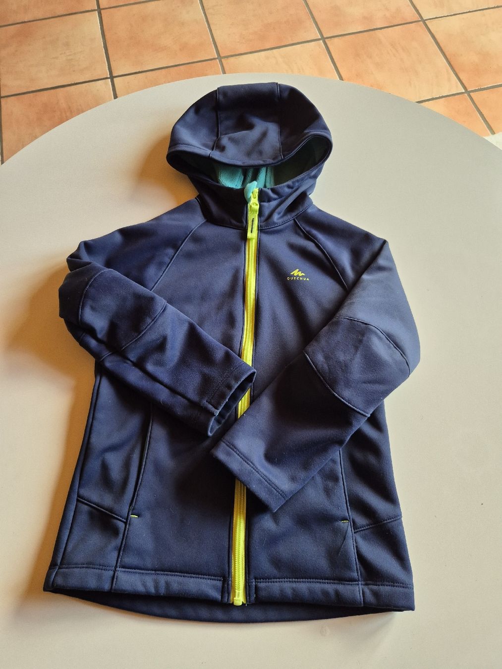 Decathlon Giacche & Cappotti: Quechua Softshell Jacke Jungs 4-5 Jahre – Usato da Wynigen venduto da La_Talpa