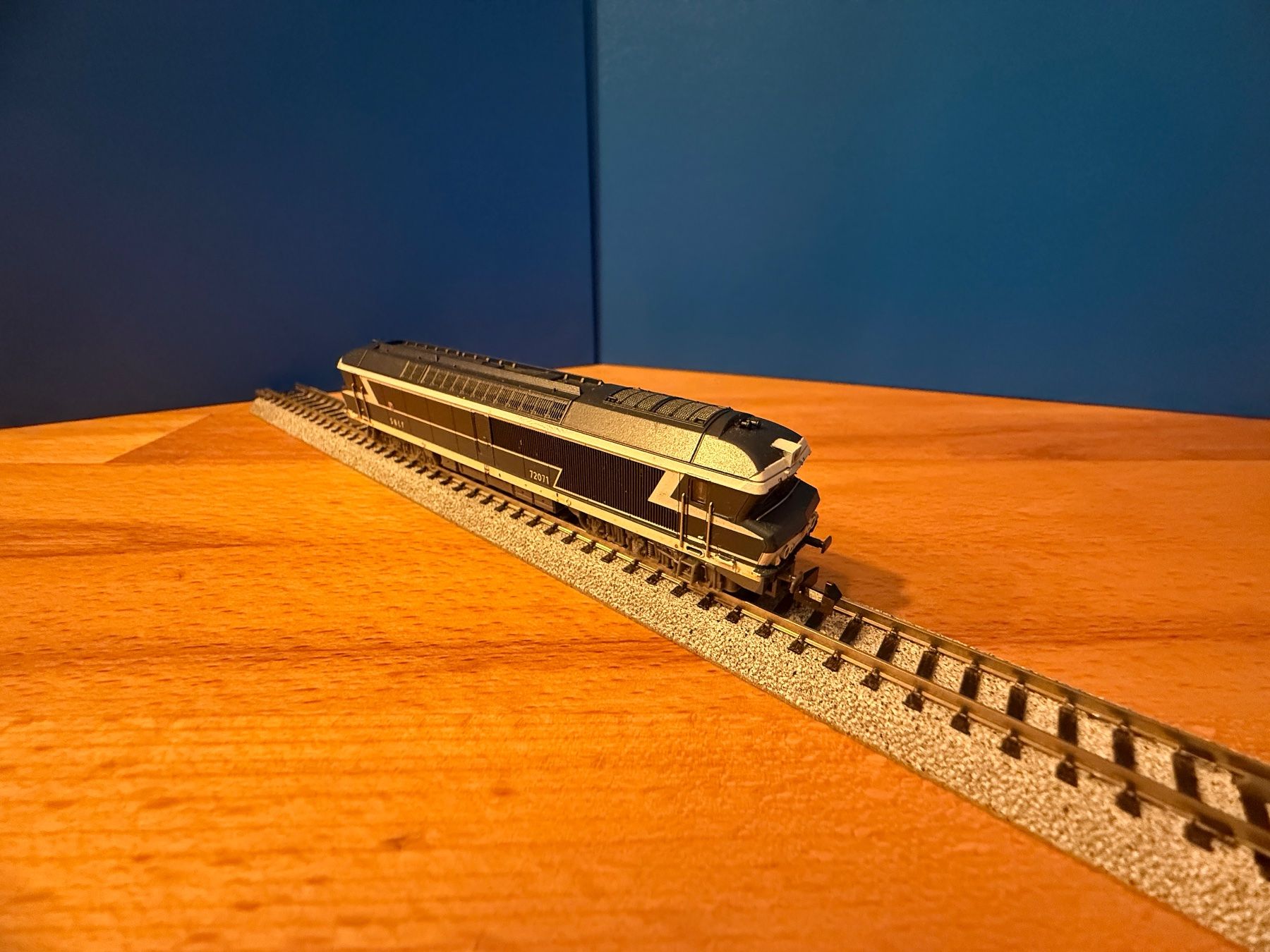 Trix Modellini di ferrovie: Minitrix Diesellok CC 72000 – Usato da Diemtigen venduto da Mpsj4