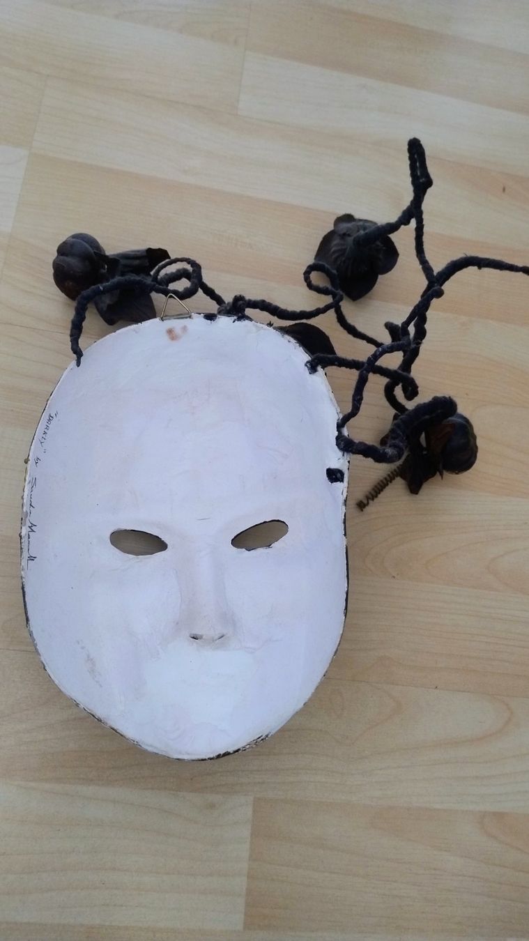 Alle Dekorationen: Maske Hangemacht – Gebraucht aus Chur von Andry69 1