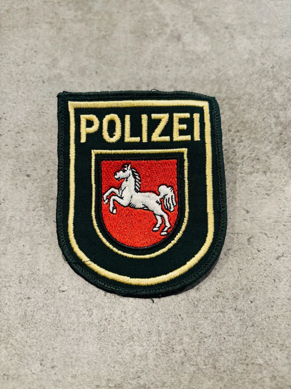 Toppe: Polizei-Aufnäher/Patch der Polizei Niedersachsen (D) – Usato da Hittnau venduto da reco87