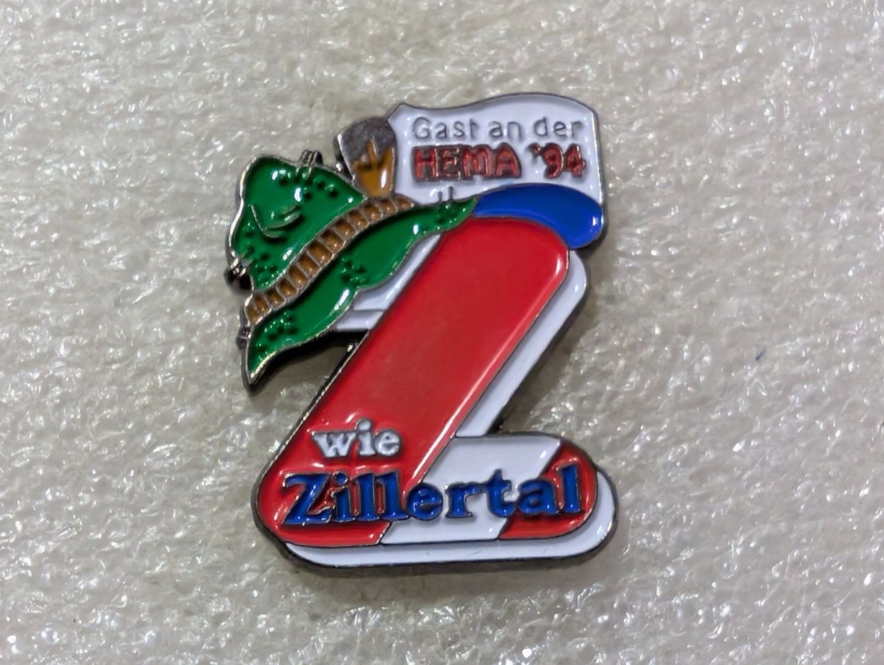 Placchette & Badge: Ansteckpin 144: Hema 1994 – Usato da Oppligen venduto da Pin-Fall-Shop