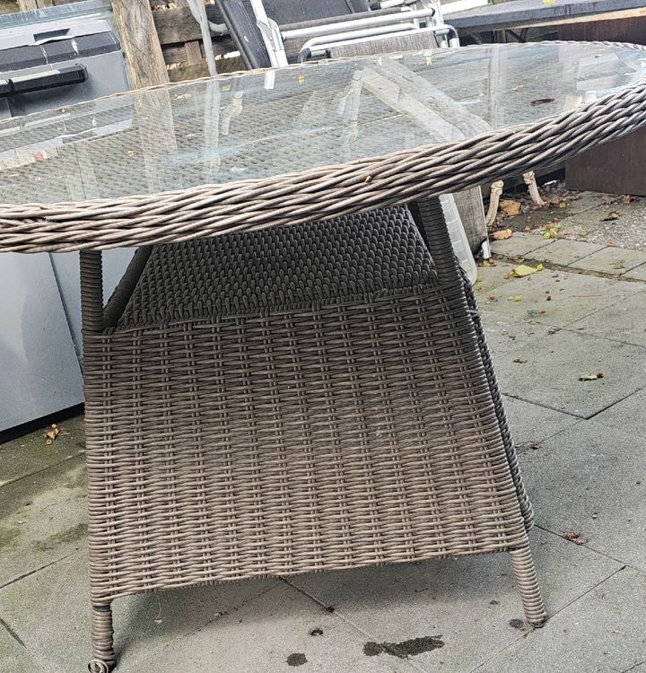 Table de jardin ronde en rotin avec plateau en verre (D #39 occasion) à
