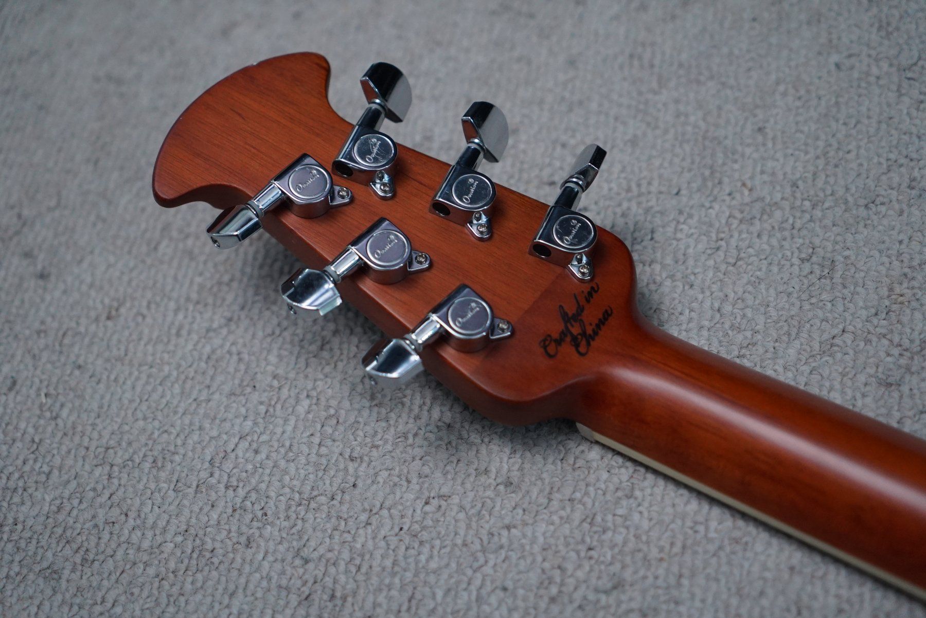 Ovation Musikinstrumente: Ovation Celebrity Elite Plus CE48P Super Shallow – Gebraucht aus Ortschwaben von  8
