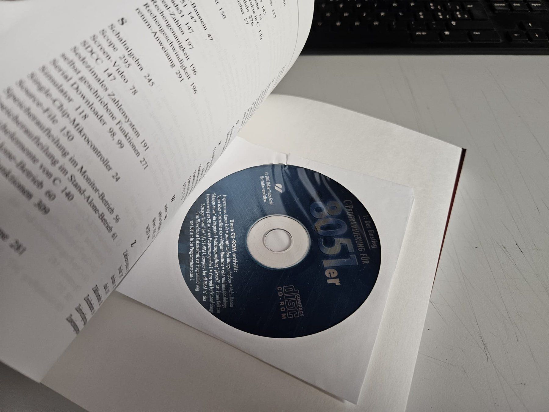 Bücher: 2 Bücher C Programmierung für 8051 Prozessoren – Gebraucht aus Genestrerio von GIDI02 3