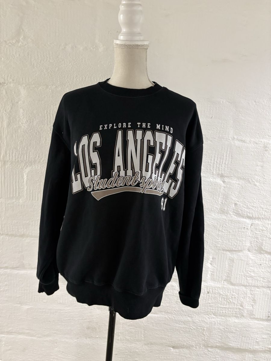 Pull&Bear Pulls & Sweat-shirts: Damen Sweatshirt,Gr.S;Pull&Bear  – D'occasion à Winterthur par Nena222