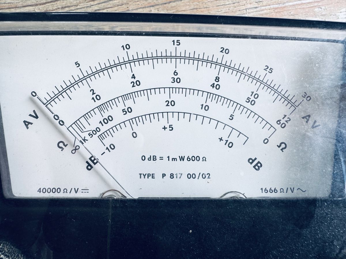 Philips Misurare: Philips A/V-dB-Ohm Messgerät – Usato da Sternenberg venduto da Mcfraui 2