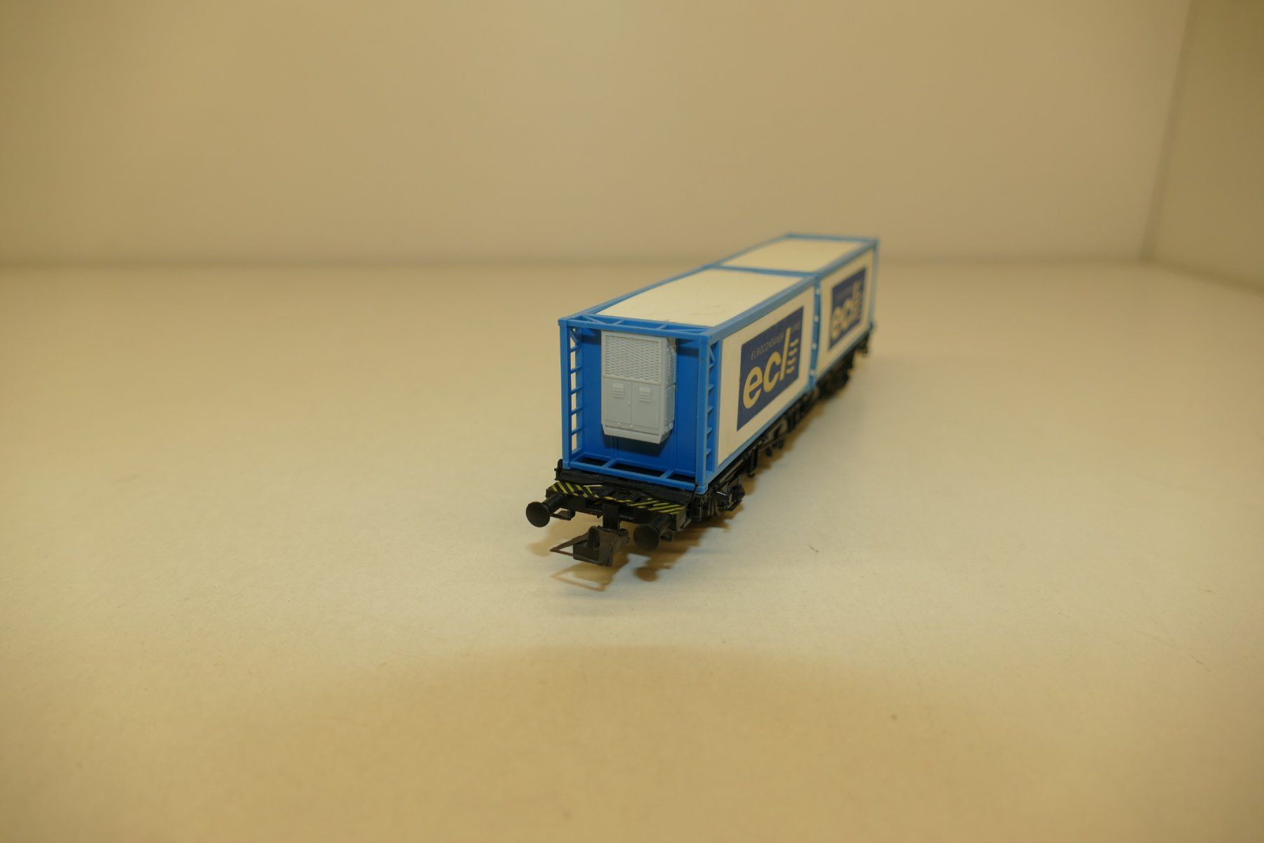 Modellini di ferrovie: Röwa H0: RIV Containerwagen Eurocontainer ECL Lines – Usato da Niederhasli venduto da rail-duerst 3