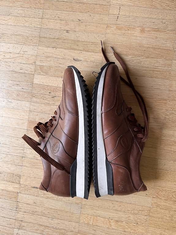 Scarpe da uomo: Turnschuh, Sneaker, Leder, braun, Grösse 41 – Usato da Zürich venduto da doufda