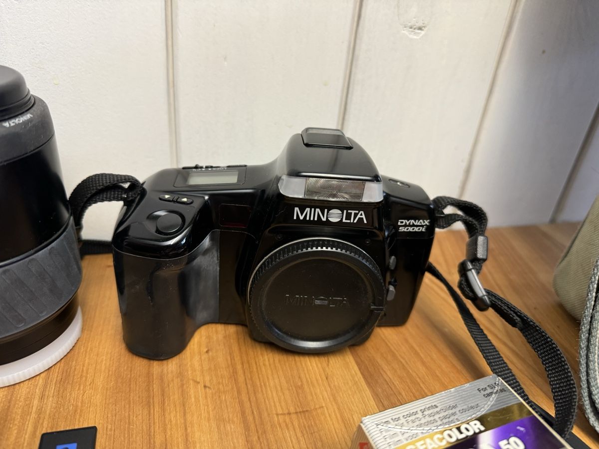 Minolta Fotocamera: Minolta Dynax 5000i mit Zubehör – Usato da Rafz venduto da Apfelmoscht 4