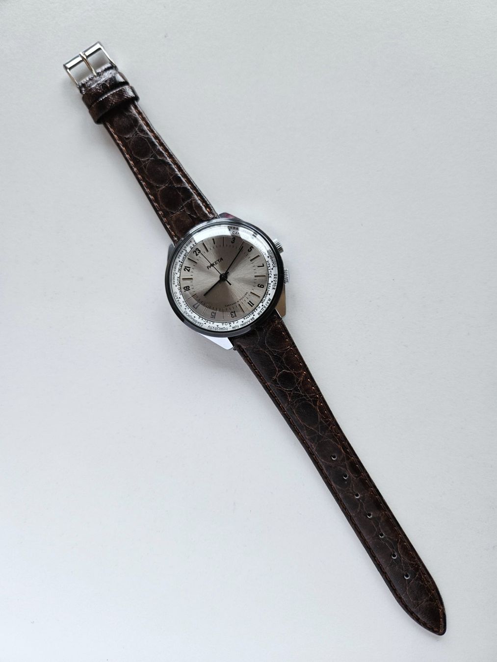 Raketa Montres: 28 Raketa Worldtimer – D'occasion à Berikon par mmm21 3